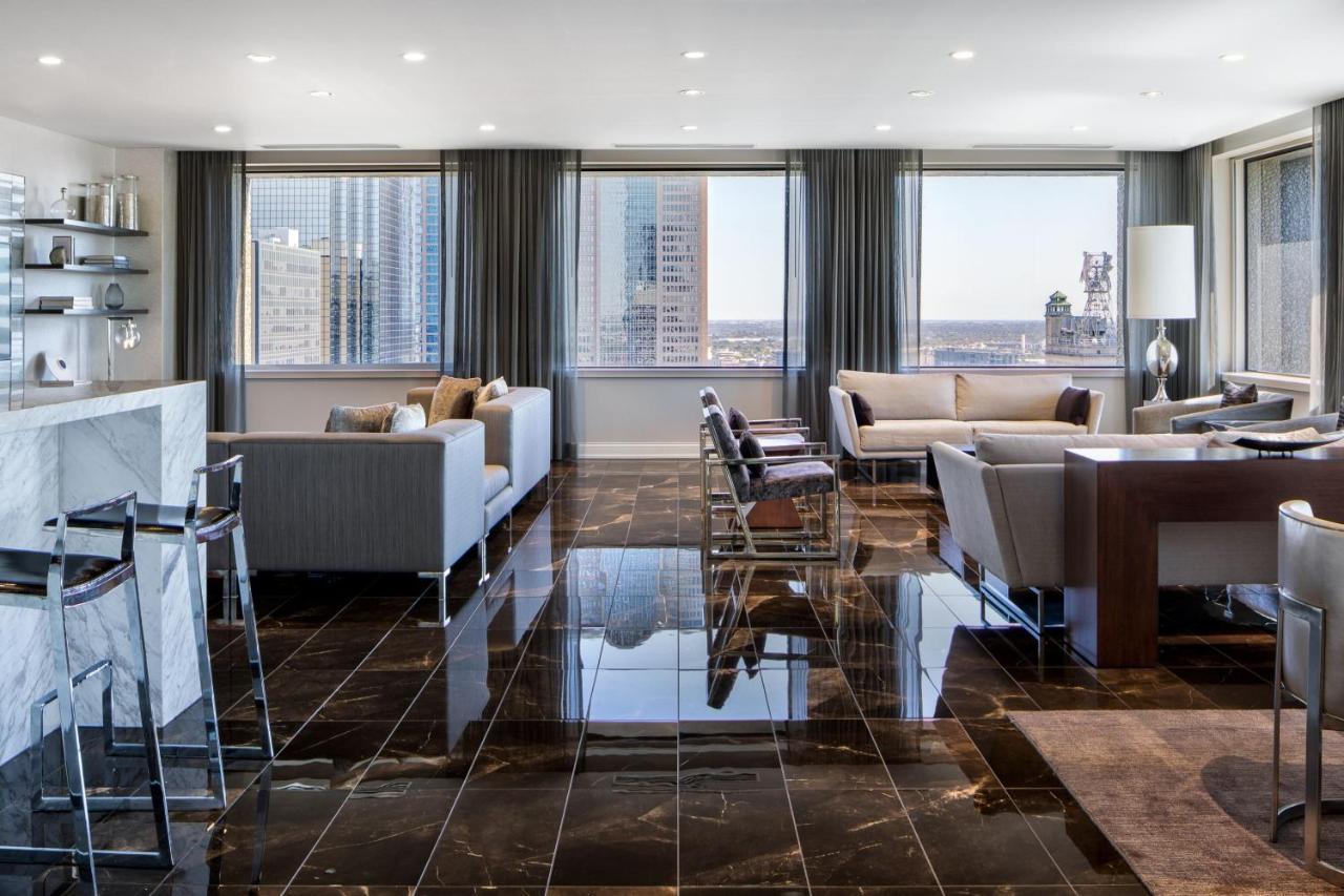 The Westin Dallas Downtown Bagian luar foto