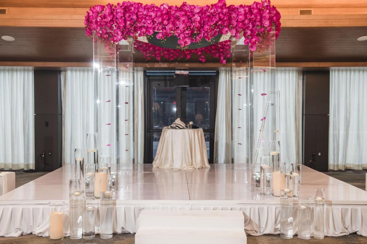 The Westin Dallas Downtown Bagian luar foto