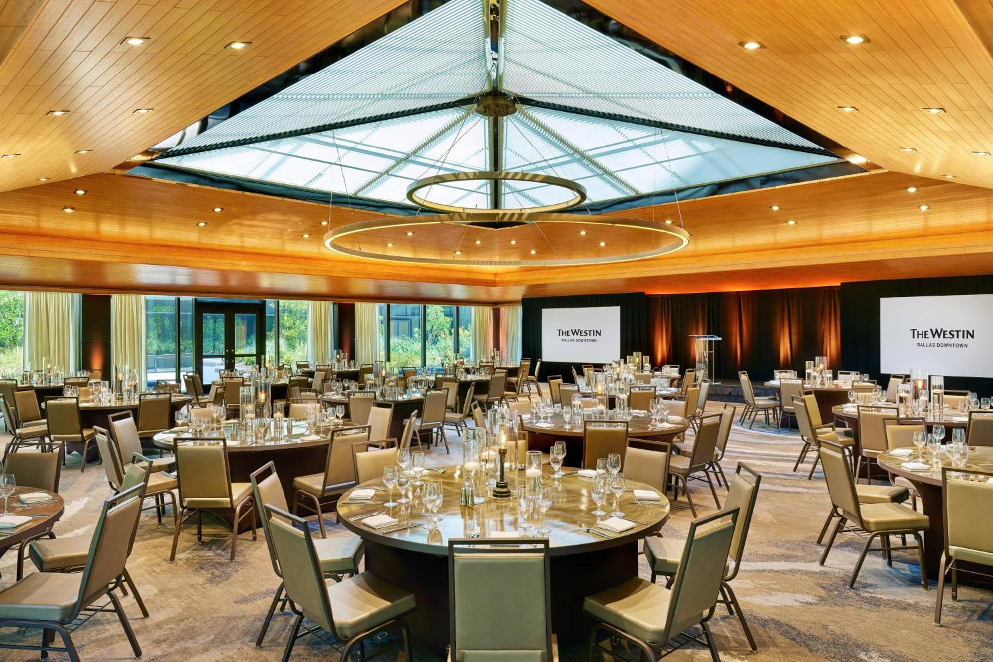 The Westin Dallas Downtown Bagian luar foto