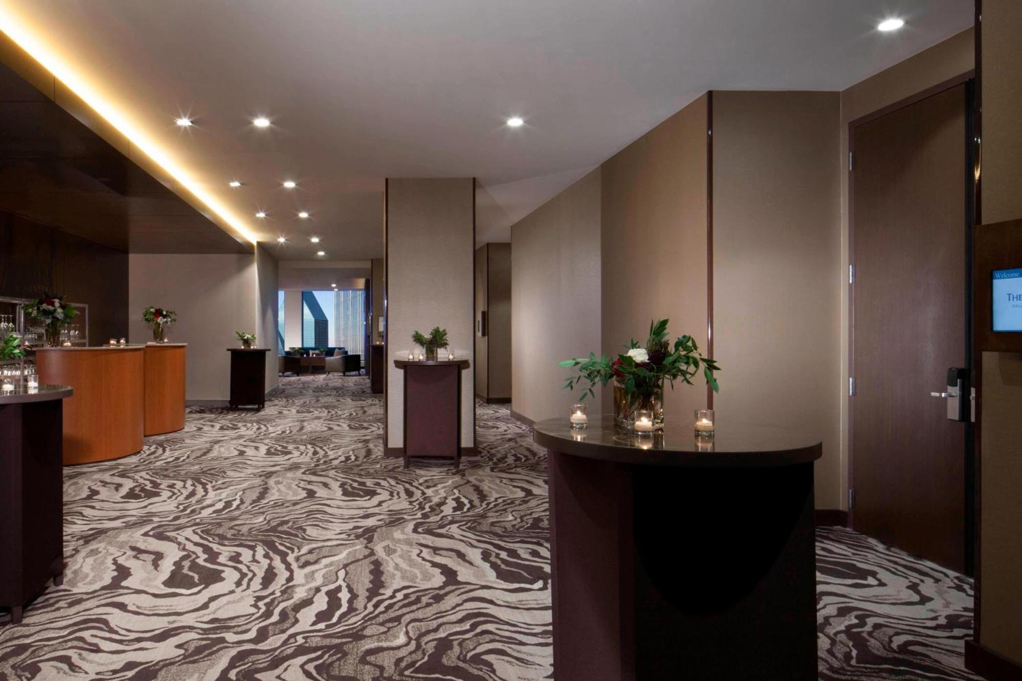 The Westin Dallas Downtown Bagian luar foto
