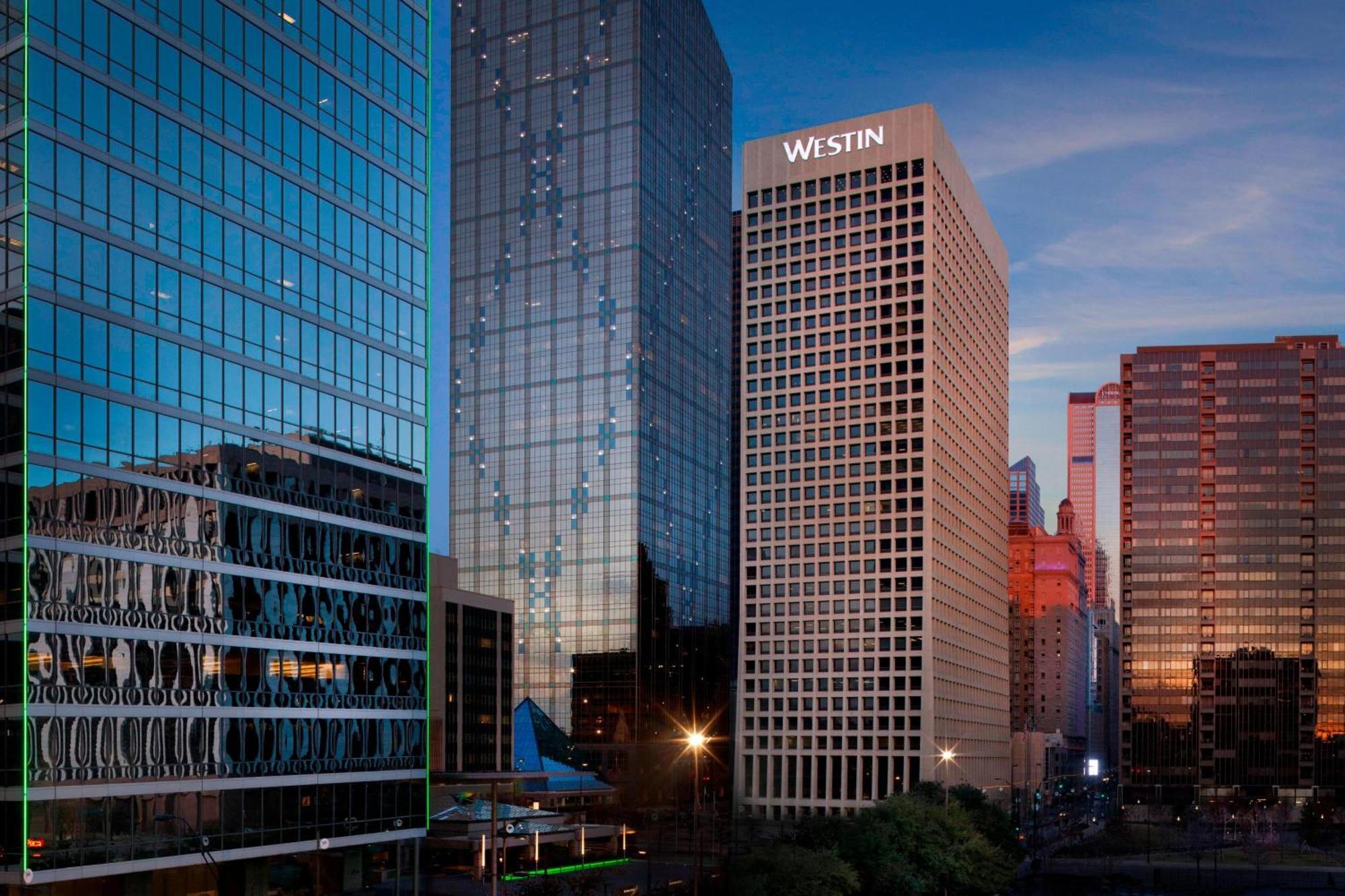 The Westin Dallas Downtown Bagian luar foto